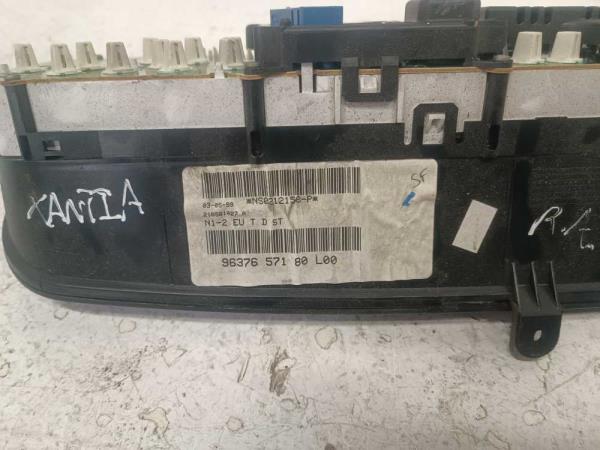 COMPTEUR CITROEN - Vue 3